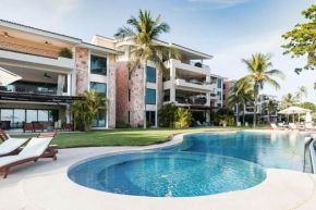 Gorgeous 4 Bedroom Condo